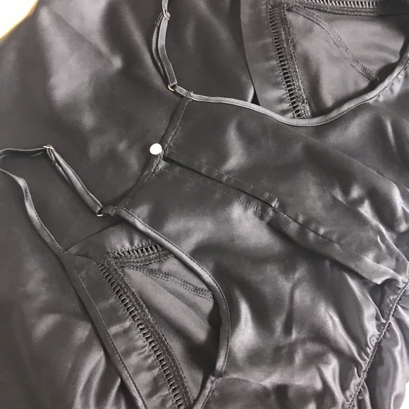 Gilligan & O'Malley Black Chemise NightGown - Picture 5 of 5